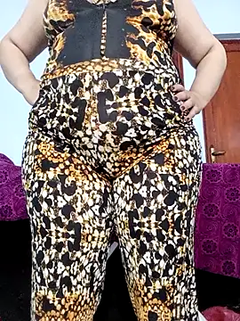 Snapshot of Notila-68 chatting on November 1, 2025, 9:08 pm Notila-68 online show from November 1, 2025, 9:08 pm