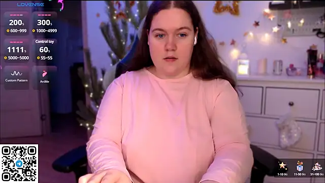 SummerTina online show from December 14, 2024, 6:09 pm