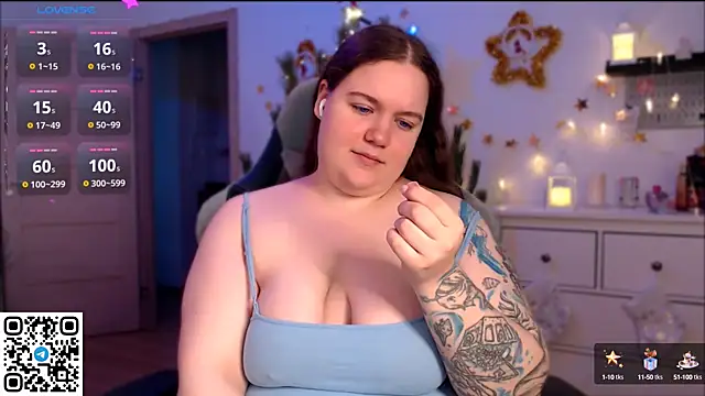 SummerTina online show from December 14, 2024, 8:02 am