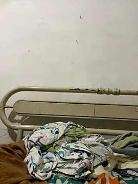 JR777xxx online show from November 12, 2025, 3:21 am