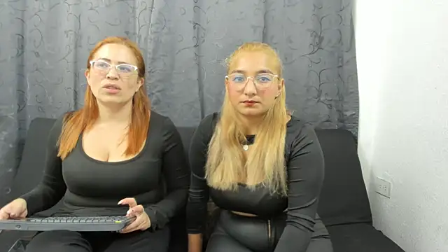 lesb milf online show from February 10, 2025, 5:19 pm