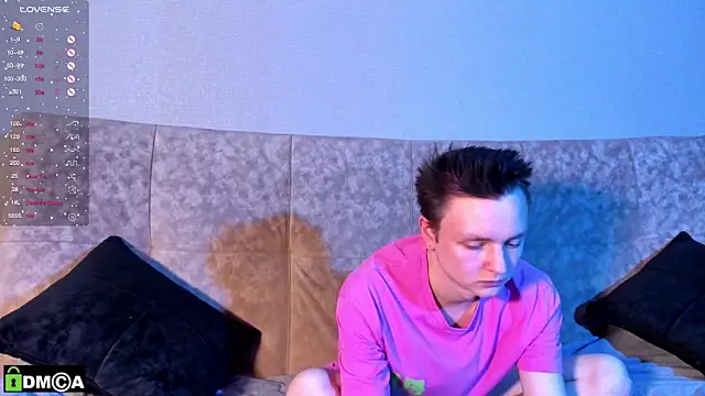 Logan mett online show from November 11, 2025, 7:52 pm