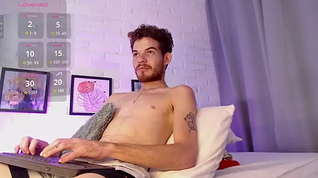 MATEO HUNTER online show from April 1, 2026, 5:20 am