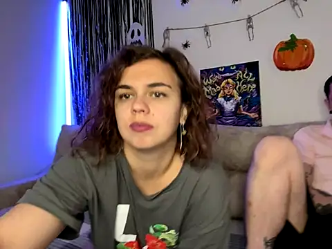 live sexy online show from October 18, 2025, 6:04 am