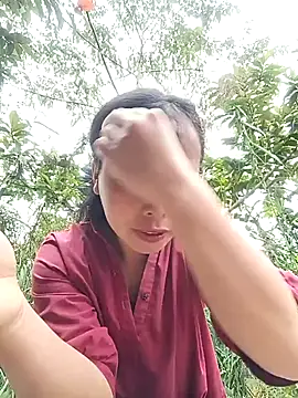 Nguyet2k4 online show from November 24, 2025, 1:49 am