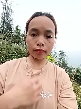 Nguyet2k4 online show from March 13, 2026, 2:38 am