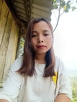 Nguyet2k4 online show from April 7, 2026, 4:36 am