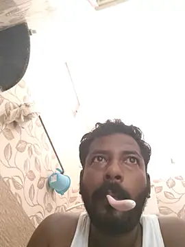 Snapshot of Vickyins480000 chatting on July 20, 2026, 1:46 am Vickyins480000 online show from July 20, 2026, 1:46 am