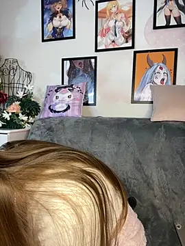 MiyaMeow- online show from November 19, 2025, 8:58 am