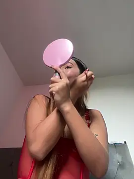 kittyrush  online show from April 15, 2026, 8:53 pm