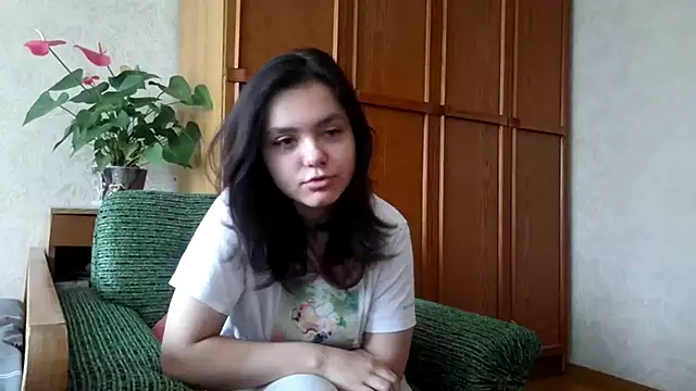 AudieMleczynski online show from November 7, 2025, 7:13 am