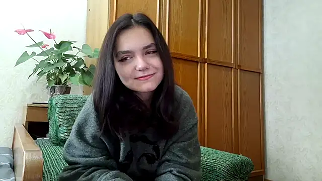 AudieMleczynski online show from November 12, 2025, 7:34 am