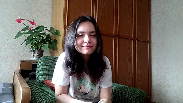 AudieMleczynski online show from November 6, 2025, 8:40 am