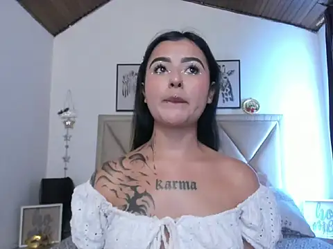 Snapshot of Nebula_Lux chatting on December 1, 2025, 7:59 pm Nebula Lux online show from December 1, 2025, 7:59 pm