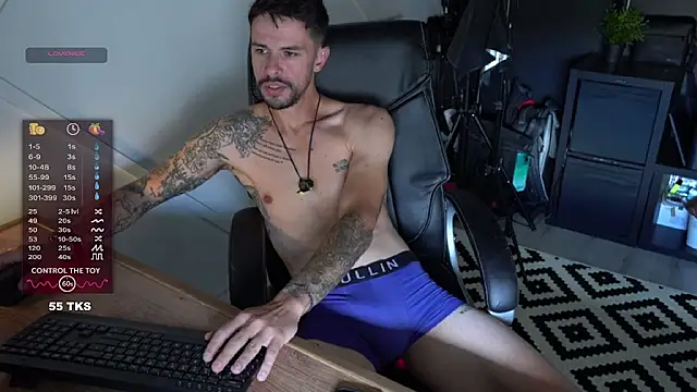 Snapshot of monsieurguitsxxx chatting on July 2, 2026, 11:05 am monsieurguitsxxx online show from July 2, 2026, 11:05 am