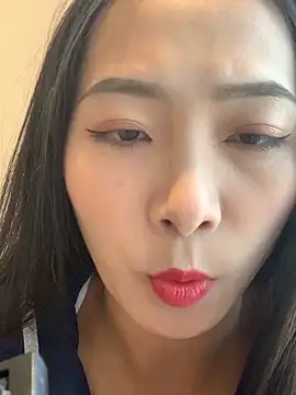 Yuyan ss online show from November 15, 2025, 4:38 am