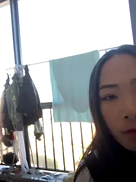 Yuyan ss online show from November 13, 2025, 8:07 am