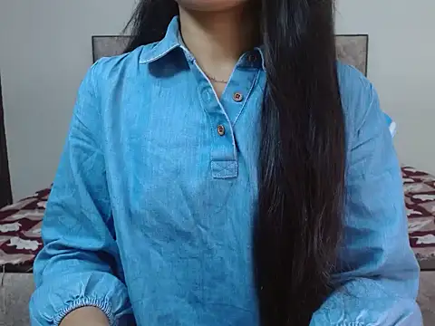 spicy sofiya - online show from November 10, 2025, 4:45 pm