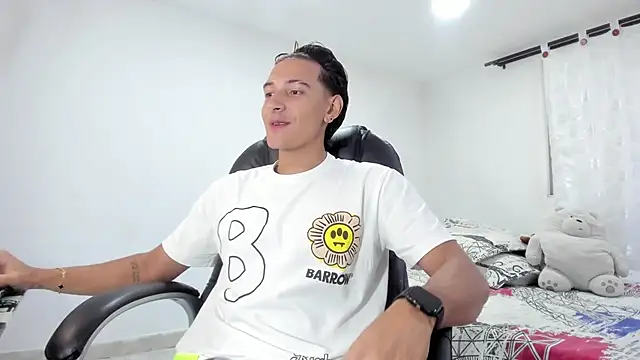 Hayden Boy  online show from October 16, 2025, 1:41 pm