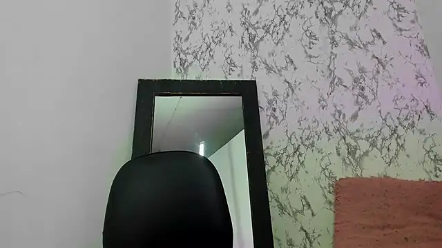 Snapshot of kataleyaAlenan chatting on December 2, 2025, 1:57 pm kataleyaAlenan online show from December 2, 2025, 1:57 pm