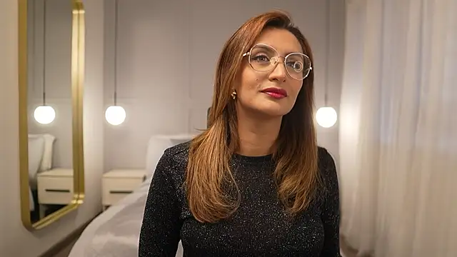 VictoriaBellah online show from April 17, 2026, 11:18 pm