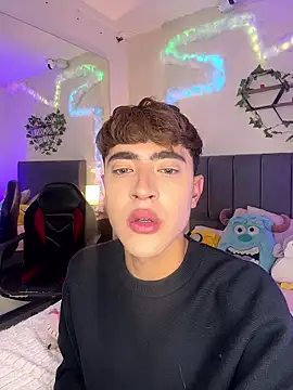 JustinCastiblanco online show from January 13, 2026, 11:25 am