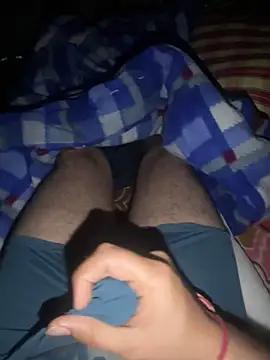 Snapshot of Notme_09 chatting on February 17, 2026, 5:32 pm Notme 09 online show from February 17, 2026, 5:32 pm