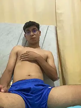 Snapshot of Muchachito18 chatting on October 24, 2025, 4:00 am Muchachito18 online show from October 24, 2025, 4:00 am