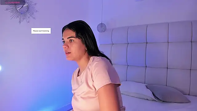 Snapshot of Emili__Jackson chatting on November 23, 2025, 3:38 am Emili Jackson online show from November 23, 2025, 3:38 am