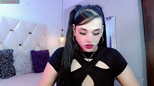 Daniela Embeer  online show from November 19, 2025, 11:32 am