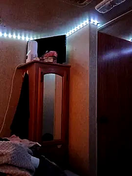 JT83FL online show from November 30, 2025, 11:05 pm