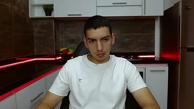 Axel Stones  online show from November 26, 2025, 2:39 pm