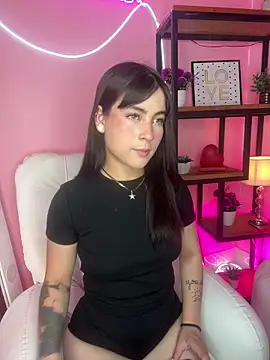 Grace Velle online show from November 13, 2025, 4:38 am