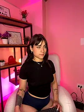 Grace Velle online show from November 6, 2025, 6:50 am