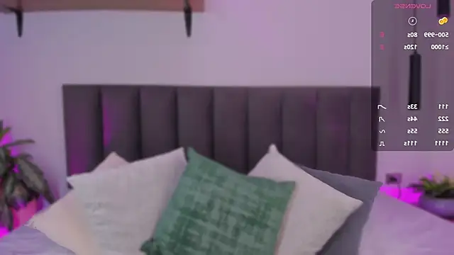 AilanaCortes online show from April 18, 2026, 12:18 pm