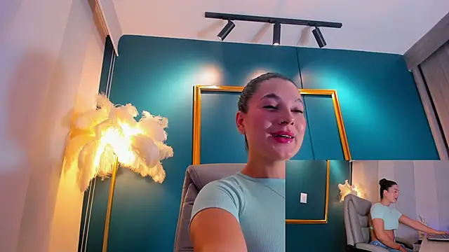 Rashel Frost  online show from March 19, 2026, 10:54 pm