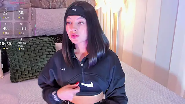 Rashel Frost  online show from February 4, 2026, 3:07 pm