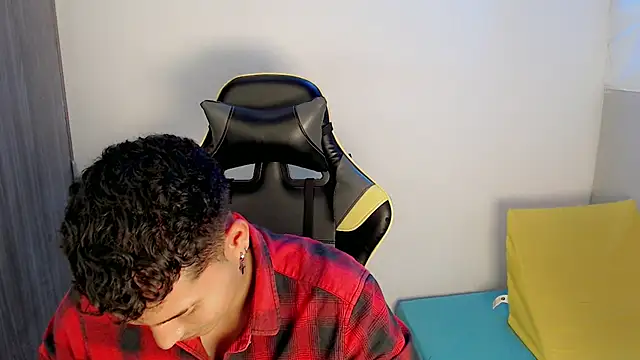 Maynow 666 online show from October 16, 2025, 8:28 pm