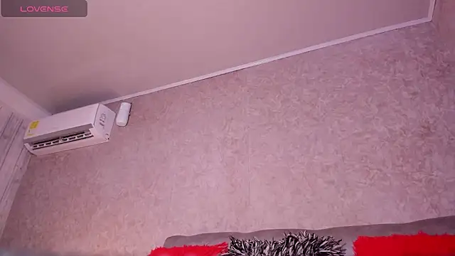 xkaty grey online show from November 6, 2025, 8:35 pm