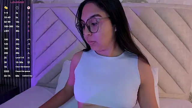 Lexy-Sweet1 online show from November 26, 2025, 4:34 am