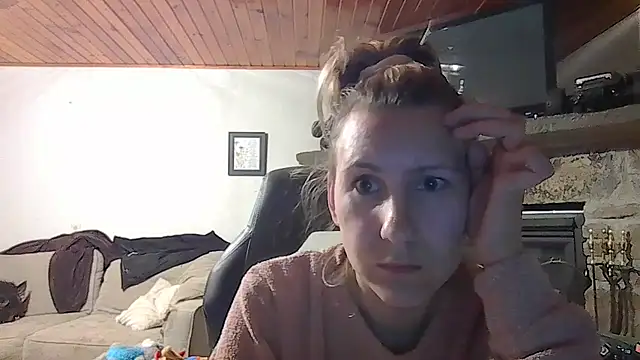 pleasureme24k online show from November 26, 2025, 6:24 am