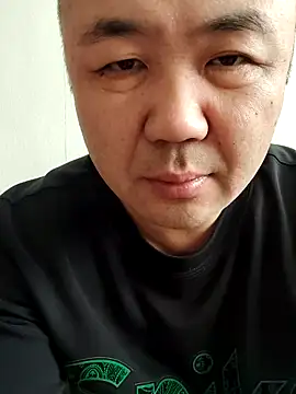 caige8888 online show from November 25, 2025, 1:50 am