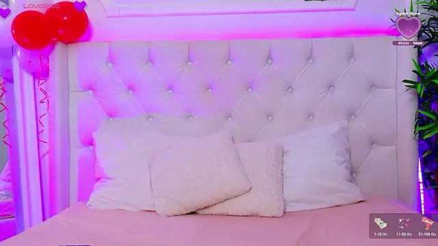 AriannaSins online show from February 19, 2026, 1:08 pm