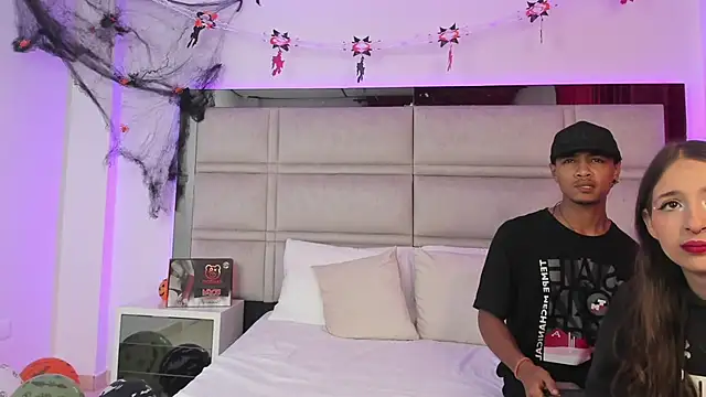 SweetAndSinful online show from October 27, 2025, 3:51 am