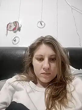 Snapshot of SandyCassie chatting on November 28, 2025, 5:51 am SandyCassie online show from November 28, 2025, 5:51 am