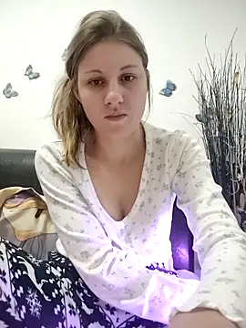 Snapshot of SandyCassie chatting on November 14, 2025, 6:44 pm SandyCassie online show from November 14, 2025, 6:44 pm