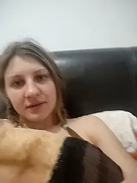 Snapshot of SandyCassie chatting on October 16, 2025, 10:18 pm SandyCassie online show from October 16, 2025, 10:18 pm