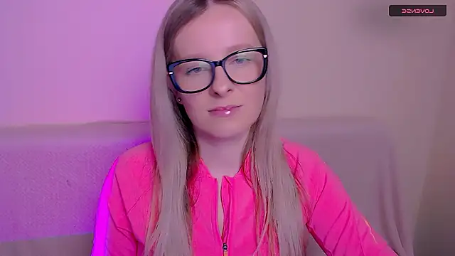 AllaLeomz online show from January 14, 2026, 8:18 am