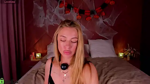 Snapshot of neighbour_sex chatting on October 24, 2025, 10:36 am neighbour sex online show from October 24, 2025, 10:36 am