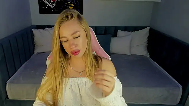 Snapshot of neighbour_sex chatting on November 6, 2025, 6:28 am neighbour sex online show from November 6, 2025, 6:28 am